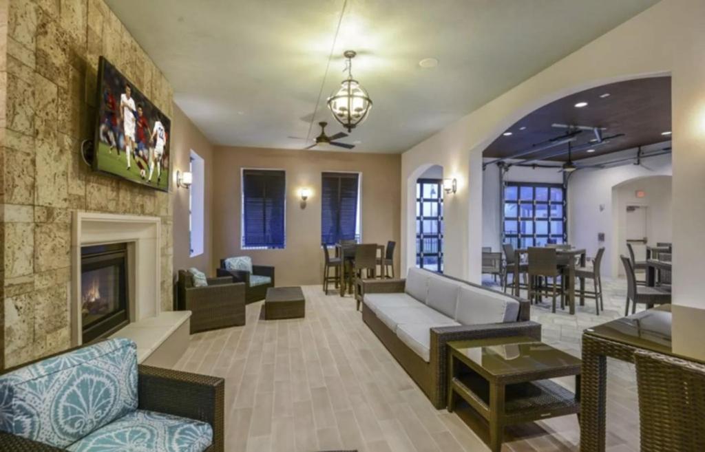 5 Bedrooms - 4,5 Bathrooms - Windsor At Westside 8928 Sa Orlando Extérieur photo